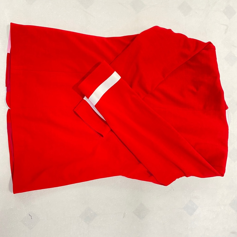 Red & white coat - Picture 5 of 6